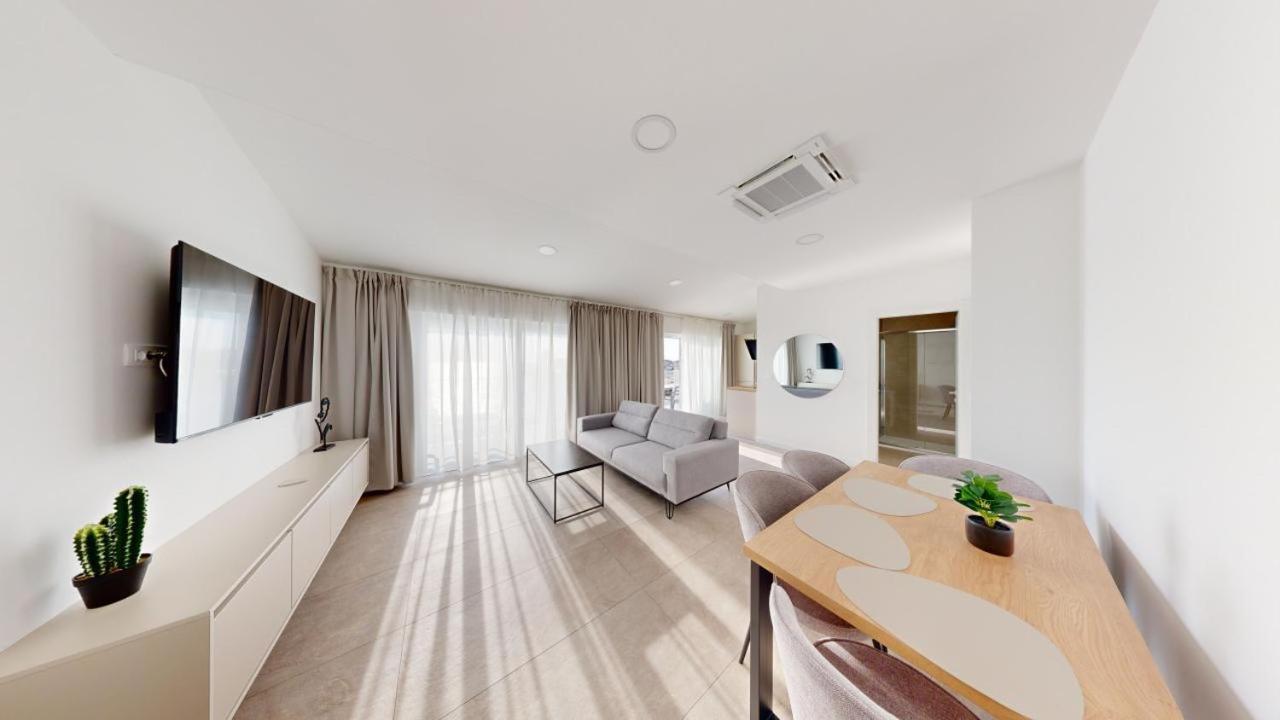Calypso Residence Umag Bagian luar foto