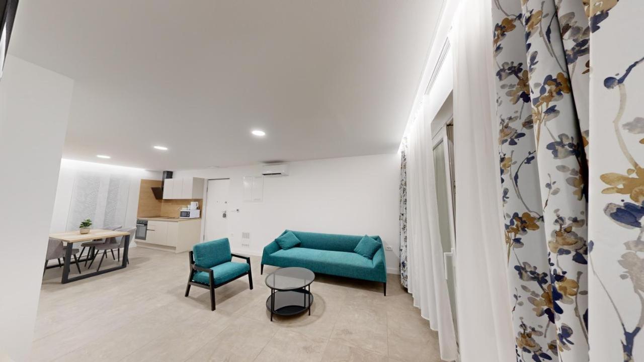 Calypso Residence Umag Bagian luar foto